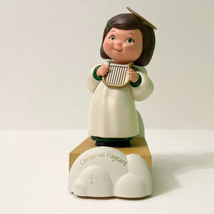 Hallmark Wireless Childrens Angel Choir Faith Christmas Pageant Motion and Sound